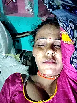 Pooja750 online show from 09/27/25, 11:10