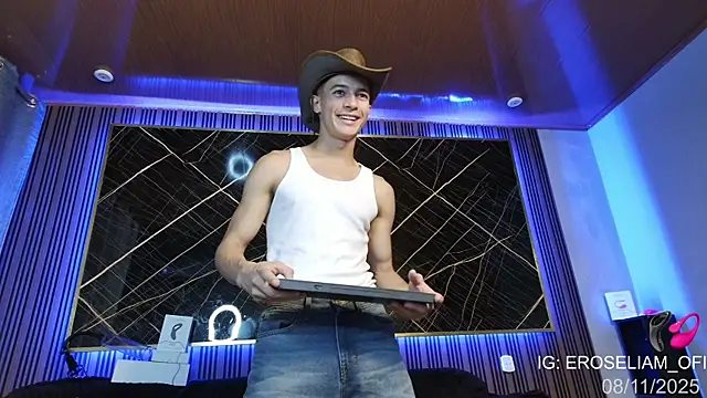 Snapshot of eroseliam chatting on 11/08/25, 07:12 eroseliam online show from 11/08/25, 07:12