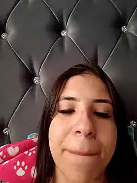 Snapshot of Liagni0 chatting on 09/30/25, 03:28 Liagni0 online show from 09/30/25, 03:28