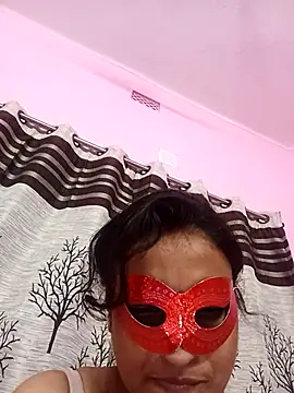 Snapshot of Gullapi chatting on 10/17/25, 04:15 Gullapi online show from 10/17/25, 04:15