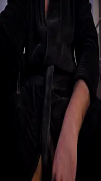 DeinSpielzeug online show from 12/17/25, 04:13