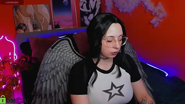 Penny Stanley online show from 12/19/25, 03:02