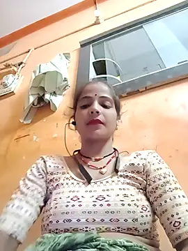 Snapshot of Miss_143 chatting on 09/21/25, 04:19 Miss 143 online show from 09/21/25, 04:19