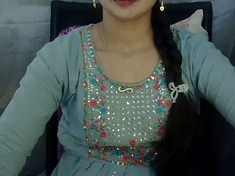 Snapshot of Rahat_S chatting on 06/21/26, 06:49 Rahat S online show from 06/21/26, 06:49