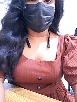 Snapshot of BeautyGirl_sara chatting on 09/19/25, 05:20 BeautyGirl sara online show from 09/19/25, 05:20