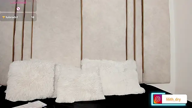 Lilith dry online show from 09/15/25, 12:49