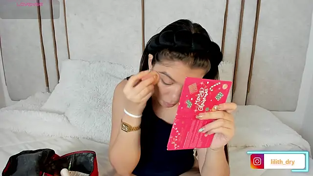 Lilith dry online show from 09/25/25, 02:32