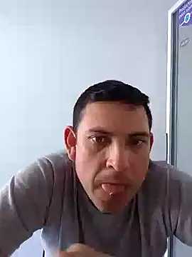 Az-09Ga online show from 11/13/25, 04:28