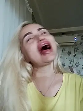 Sweetykitty 1 online show from 09/13/25, 12:10