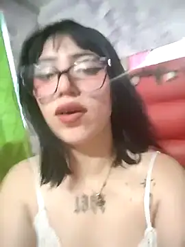 Kitty Melodi online show from 09/18/25, 09:50