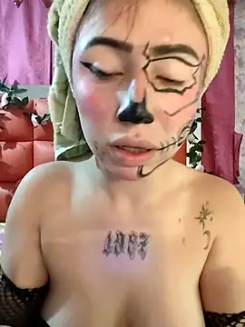 Kitty Melodi online show from 10/21/25, 09:10