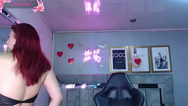 Red Bunny v online show from 04/12/26, 01:38