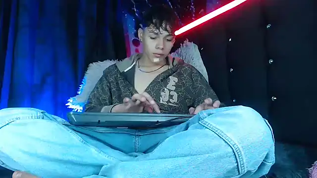 SemerHott online show from 11/20/25, 02:56