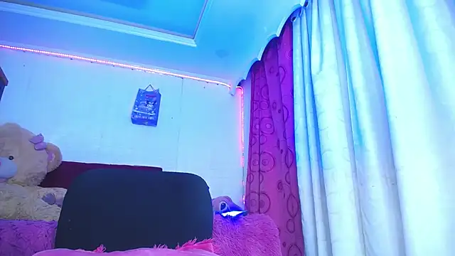 SemerHott online show from 04/19/26, 06:10