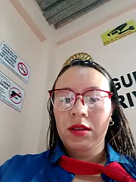 Hannah-colx online show from 10/22/25, 01:44