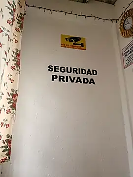 Hannah-colx online show from 11/30/25, 03:49