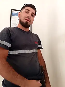 Lushakuiron1 online show from 12/16/25, 08:36