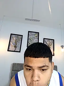 Snapshot of DannySamm chatting on 09/14/25, 12:04 DannySamm online show from 09/14/25, 12:04