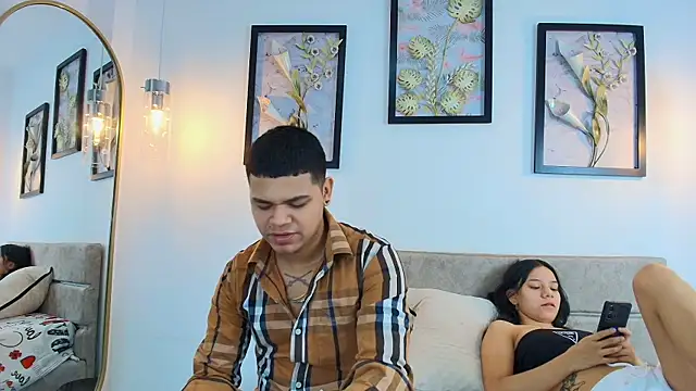 Snapshot of DannySamm chatting on 10/05/25, 12:03 DannySamm online show from 10/05/25, 12:03