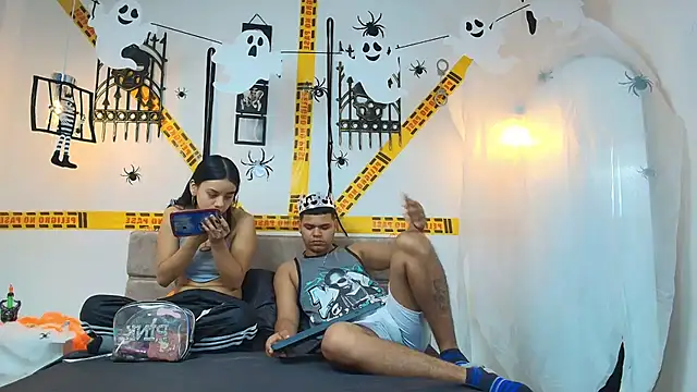 Snapshot of DannySamm chatting on 11/01/25, 12:29 DannySamm online show from 11/01/25, 12:29