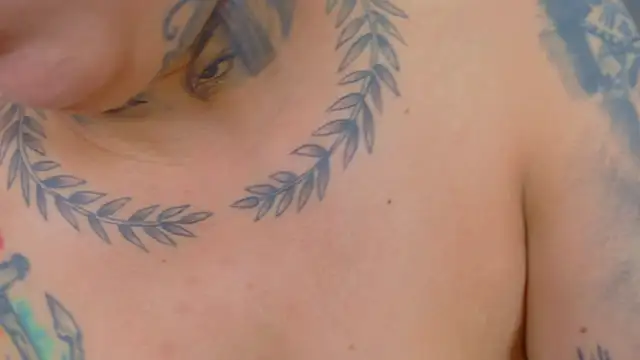 ScarlettVex   online show from 11/12/25, 07:46