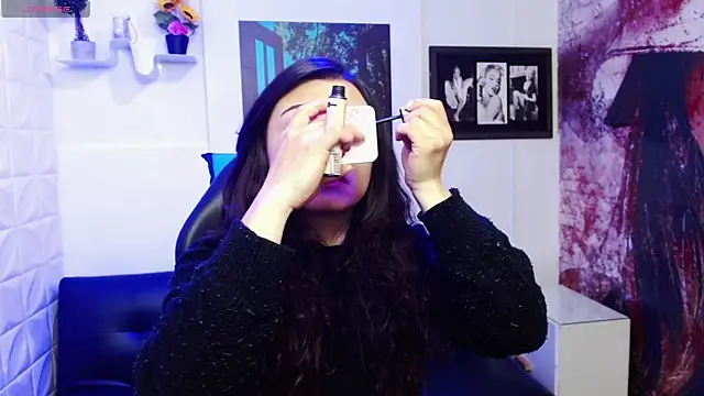 Eva Roussell online show from 10/01/25, 02:23