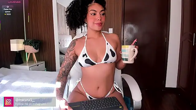 miss curazao online show from 01/19/26, 12:53