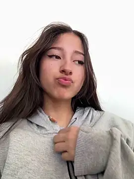 GiselleFever online show from 12/05/25, 06:37