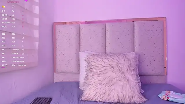 Snapshot of violeta_olsen chatting on 02/19/26, 07:21 violeta olsen online show from 02/19/26, 07:21