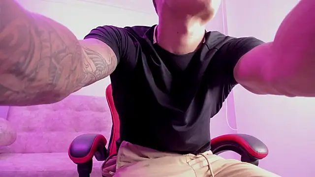 DavisFirb online show from 04/23/26, 02:02