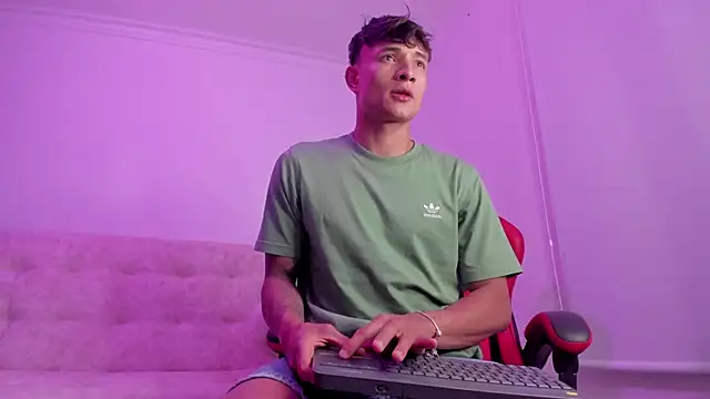 DavisFirb online show from 04/27/26, 02:09