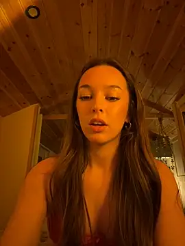 Snapshot of LillieOlive chatting on 10/15/25, 08:53 LillieOlive online show from 10/15/25, 08:53