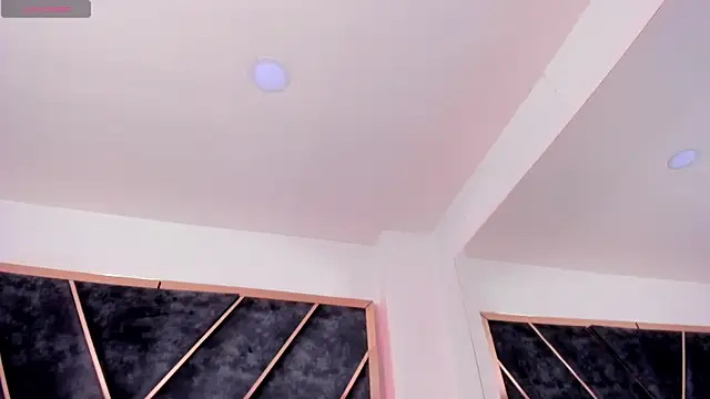 SusanaHenao online show from 04/22/26, 05:03