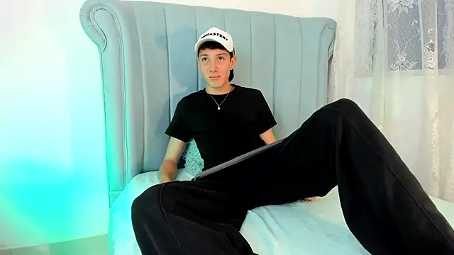 LittleDanny  online show from 02/10/26, 08:57