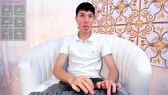 LittleDanny  online show from 03/28/26, 03:33