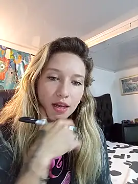 Licethf00x online show from 10/04/25, 12:08