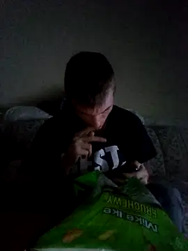 jizzyglizzy92 online show from 02/27/26, 06:46