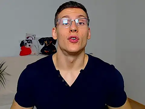 ZeinMiracles online show from 10/23/25, 06:28