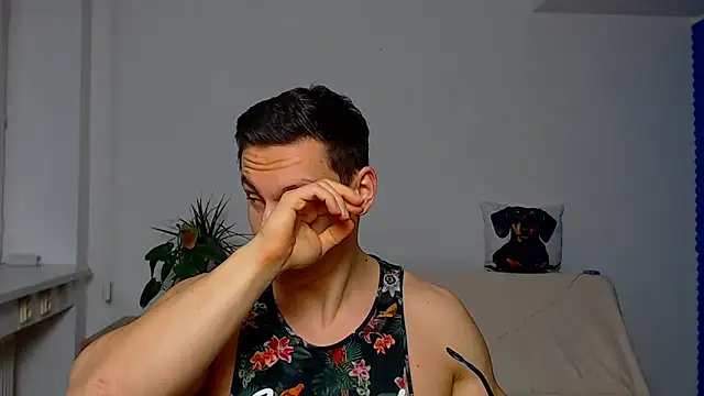 ZeinMiracles online show from 12/13/25, 08:47