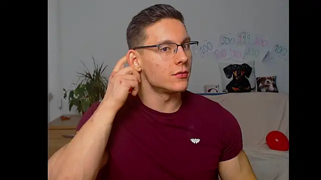 Snapshot of ZeinMiracles chatting on 01/08/26, 10:56 ZeinMiracles online show from 01/08/26, 10:56