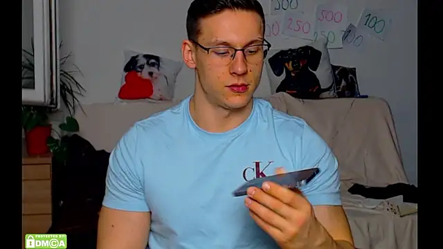 Snapshot of ZeinMiracles chatting on 02/23/26, 01:25 ZeinMiracles online show from 02/23/26, 01:25