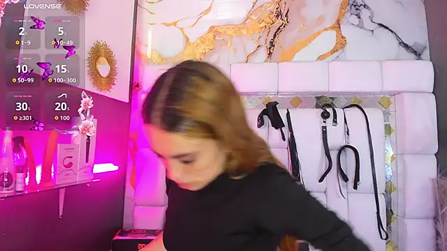 Natasha-Adams online show from 02/19/26, 09:00