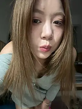Snapshot of Xiaokui-04 chatting on 06/25/26, 01:15 Xiaokui-04 online show from 06/25/26, 01:15