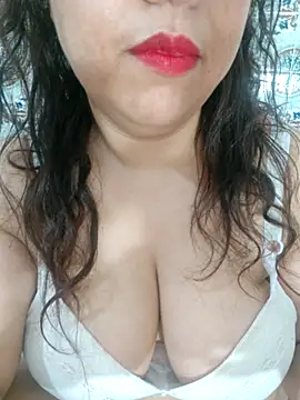 Snapshot of Hot-lino chatting on 07/10/26, 12:37 Hot-lino online show from 07/10/26, 12:37