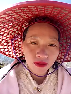 tcm-cute online show from 11/29/25, 04:59