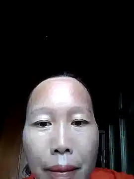 Snapshot of llm-bae chatting on 09/11/25, 06:02 llm-bae online show from 09/11/25, 06:02