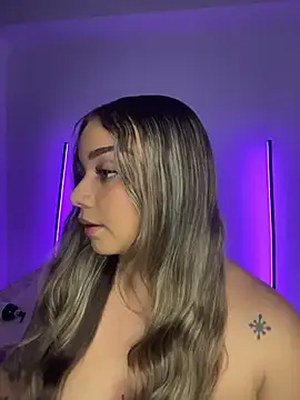 AnnyLopezzz  online show from 10/30/25, 04:36