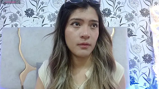 Hanaa tay online show from 10/09/25, 11:52