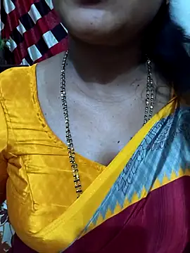 Snapshot of Spoorthi6_Kannada_Telugu chatting on 02/13/26, 04:36 Spoorthi6 Kannada Telugu online show from 02/13/26, 04:36