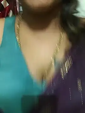 Snapshot of Spoorthi6_Kannada_Telugu chatting on 02/28/26, 04:30 Spoorthi6 Kannada Telugu online show from 02/28/26, 04:30